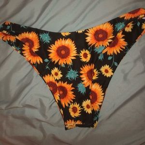 Bathing suit top and bottom
